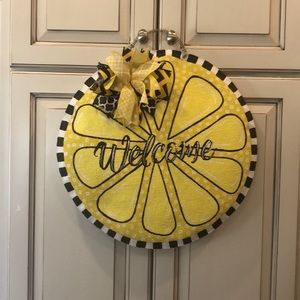 Lemon slice door hanger